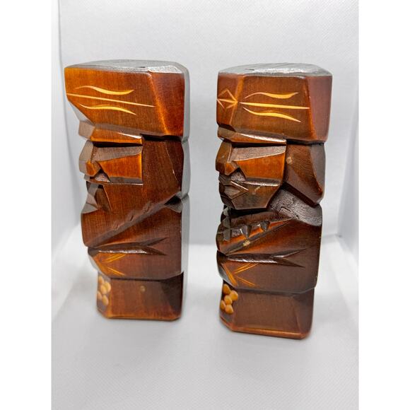 1970s Vintage Japanese Ainu Hand-Carved Wooden Statues (Set of 2) - Picture 7 of 12